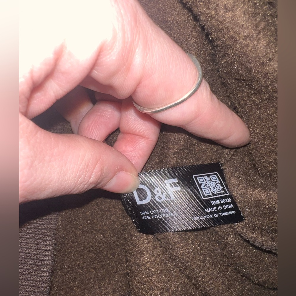 D&F Men's Black Collared Pullover Sweatshirt - Picture 4 of 4